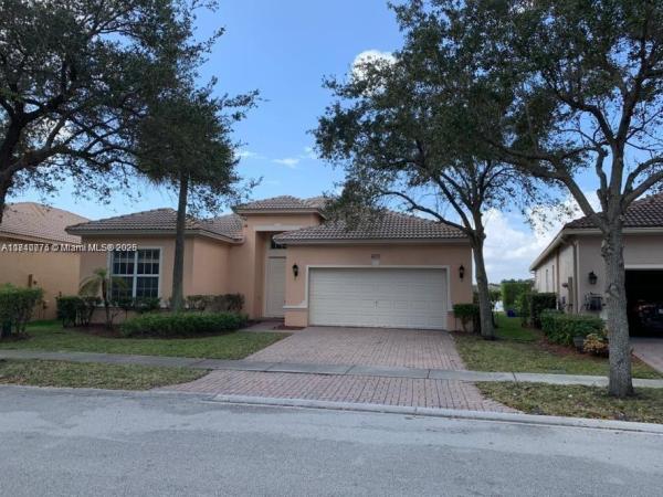 Isles At Weston, 4377 E Whitewater Ave, Weston, Florida 33332, image 1