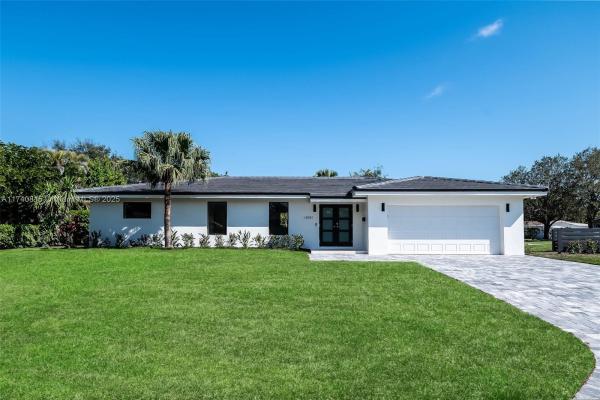 Golf View Heights, 14091 SW 82nd Pl, Palmetto Bay, Florida 33158, image 1