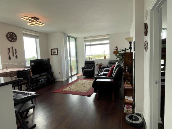 Hollywood Station, 140 S Dixie Hwy #501, Hollywood, Florida 33020, image 1