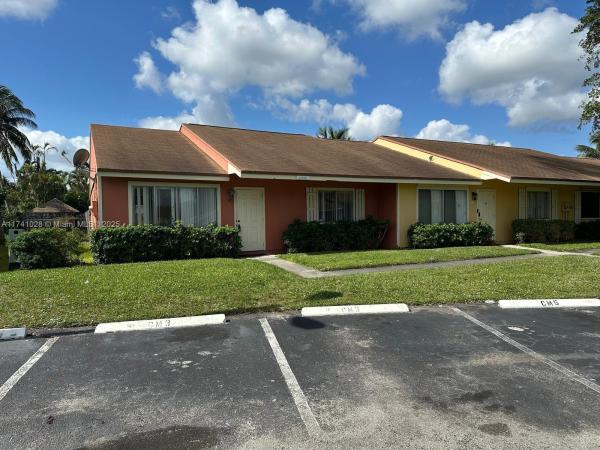 Forest Glen, 4819 Orleans Ct #A, Haverhill, Florida 33415, image 1