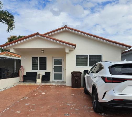 Natalie Estates, 4197 W 10th Ave, Hialeah, Florida 33012, image 1