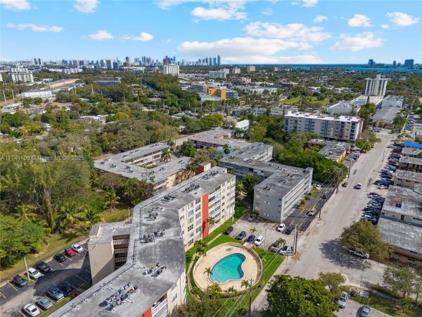Coral Towers, 1515 NE 125th Ter #107, North Miami, Florida 33161, image 3