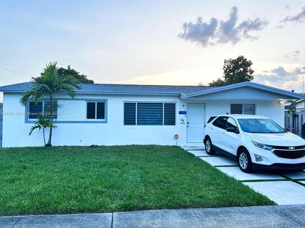 Boulevard Heights, 330 N 69th Ter, Hollywood, Florida 33024, image 2