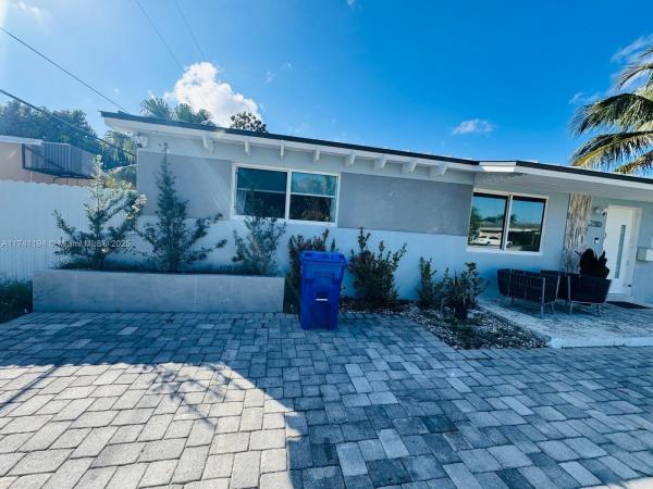 Miramar Tropical, 2310 Kingston Dr, Miramar, Florida 33023, image 1