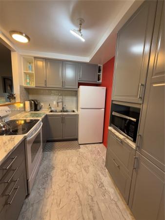 162 Waltham G #162, West Palm Beach, Florida 33417, image 1