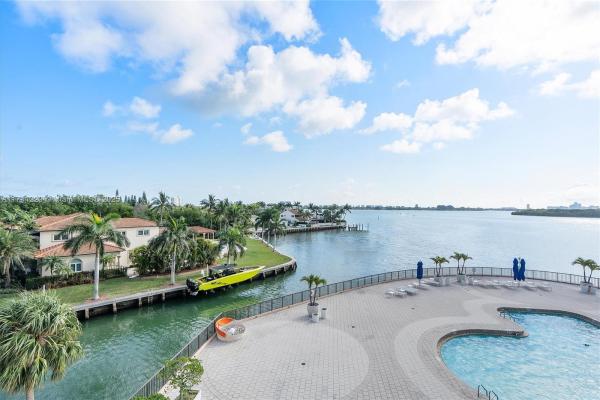 Cricket Club, 1800 NE 114th St #503, North Miami, Florida 33181, image 1
