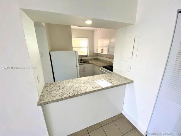 The Greens, 110 Fontainebleau Blvd #404, Fountainebleau, Florida 33174, image 3