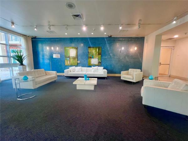 Cite On The Bay East, 2000 N Bayshore Dr #304, Miami, Florida 33137, image 1