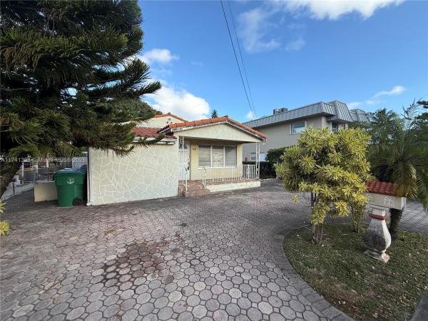 Houston Heights, 85 SW 30th Ave, Miami, Florida 33135, image 1