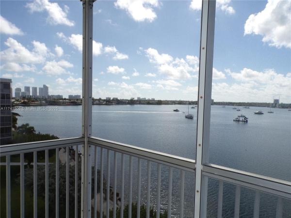 Point East, 3000 Marcos Dr #P514, Aventura, Florida 33160, image 1