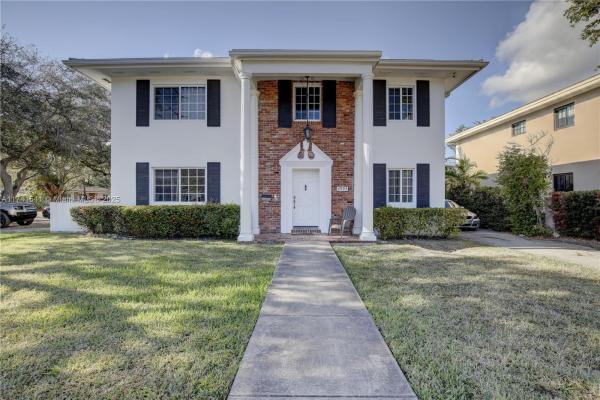 Riviera, 4995 Ponce de Leon /1050 Sistina Ave, Coral Gables, Florida 33146, image 1