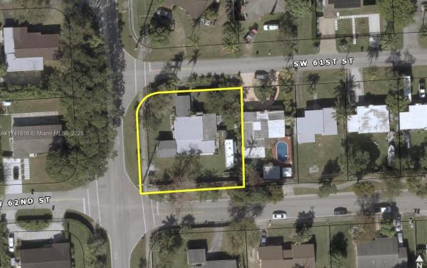 Cambridge Lawns Park, 6126 SW 61st St, South Miami, Florida 33143, image 1