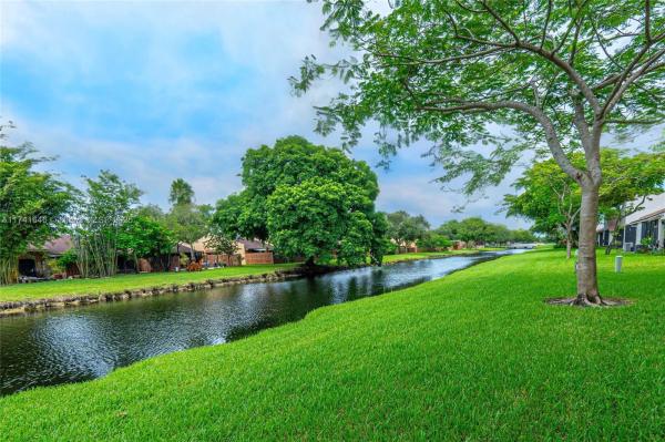Alpine Woods Of Jacaranda, 7902 NW 10th St, Plantation, Florida 33322, image 1