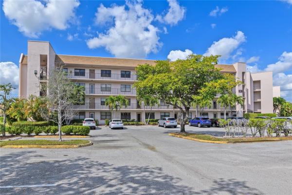 Sunrise Lakes 4, 2981 N Nob Hill Rd #405, Sunrise, Florida 33322, image 1