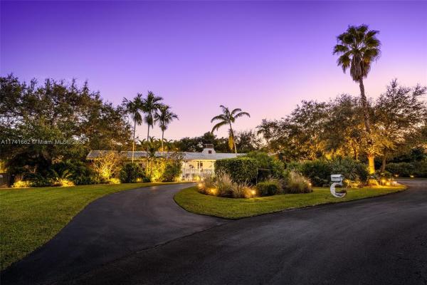 Royal Palm Manor, 7290 SW 77th Ter, Glenvar Heights, Florida 33143, image 1
