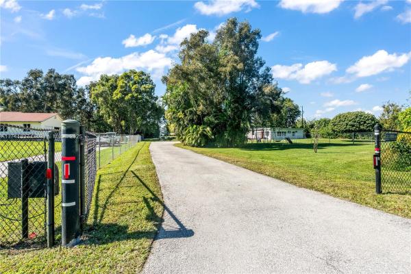 Happy Valley Farms, 1601 SW 117th Ave, Davie, Florida 33325, image 1