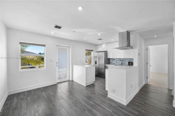 Oakland Hills, 2857 NE 32nd St #27, Fort Lauderdale, Florida 33306, image 1