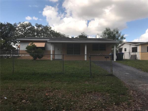 Sunshine Park Estates, 2610 N 62nd Ave, Hollywood, Florida 33024, image 1