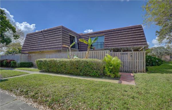 Garden Lakes, 1206 12th Ln #1206, Palm Beach Gardens, Florida 33418, image 1