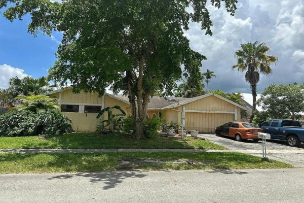 The Estates Of Inverrary, 6920 NW 45th St, Lauderhill, Florida 33319, image 1