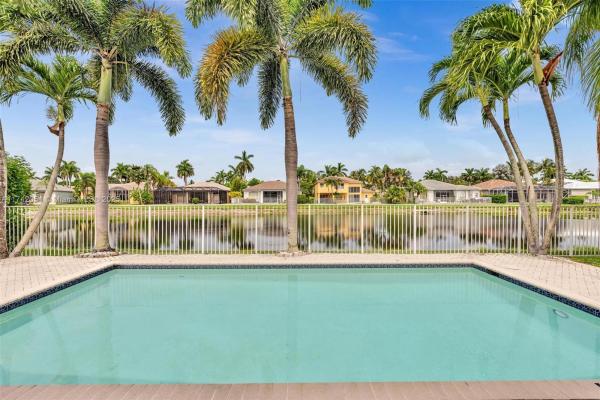 The Shores At Boca Raton, 18579 Harbor Light Way, Boca Raton, Florida 33498, image 1