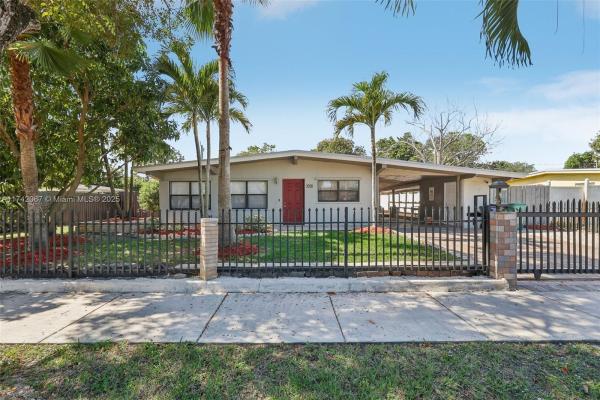 Broward Manor, 220 NW 33rd Ave, Lauderhill, Florida 33311, image 1