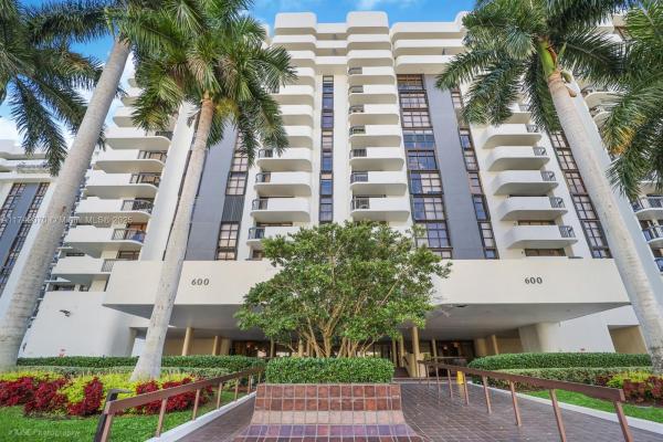 Biltmore 2, 600 Biltmore Way #703, Coral Gables, Florida 33134, image 1