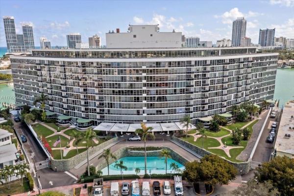 King Cole, 900 Bay Dr #222, Miami Beach, Florida 33141, image 1