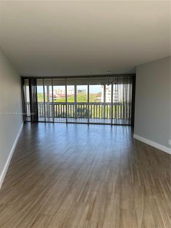 Environ 1, 6911 Environ Blvd #5L, Lauderhill, Florida 33319, image 1