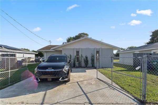 West Perrine No HOA, 10350 SW 176th St, West Perrine, Florida 33157, image 2