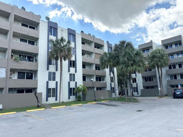 Samari Lake East, 10000 NW 80th Ct #2255, Hialeah Gardens, Florida 33016, image 1
