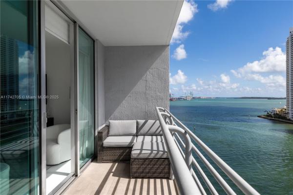One Miami West, 325 S Biscayne Blvd #1415, Miami, Florida 33131, image 1