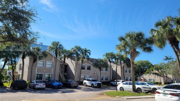 Royal Grenadier, 9633 Riverside Dr #E5, Coral Springs, Florida 33071, image 1