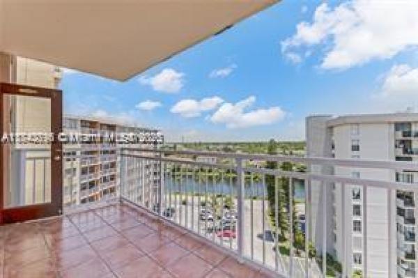 Crestview Towers, 2025 NE 164th St #904, North Miami Beach, Florida 33162, image 1