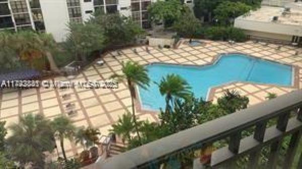 Plaza Of The Americas, 17011 N Bay Rd #712, Sunny Isles Beach, Florida 33160, image 1