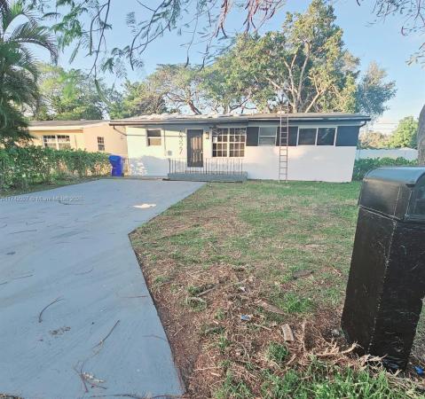 Beverly Park, 6327 Dewey St, Hollywood, Florida 33023, image 1