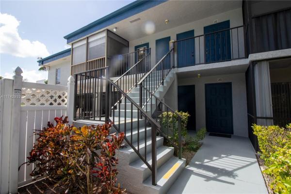 Evergreen, 7511 S Oriole Blvd #201, Delray Beach, Florida 33446, image 1