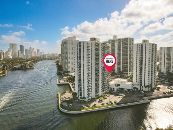Waterview 2, 20515 E Country Club Dr #849, Aventura, Florida 33180, image 1