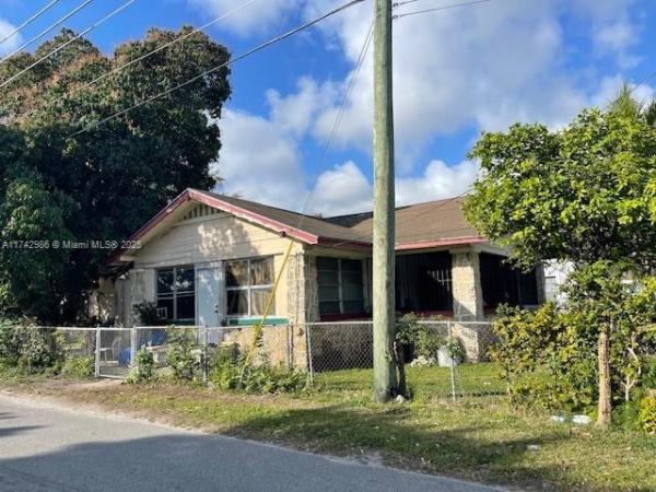 Dixie Highway, 148 NE 57th St, Miami, Florida 33137, image 3
