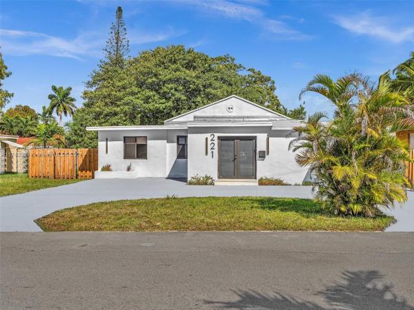 Hallandale Heights, 221 NE 4th St, Hallandale Beach, Florida 33009, image 1