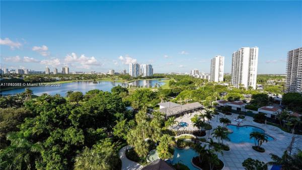Hamptons West, 20281 E Country Club Dr #811, Aventura, Florida 33180, image 1