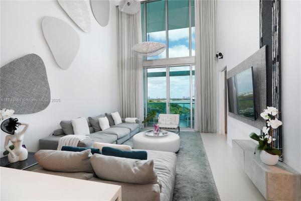 900 Biscayne Bay, 900 E Biscayne Blvd #705, Miami, Florida 33132, image 1