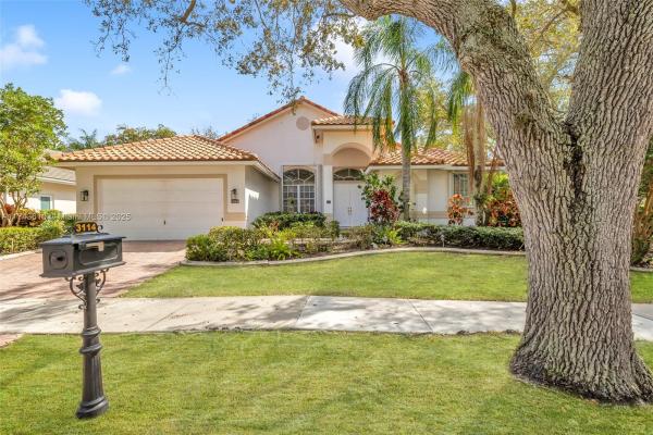Lakewood, 3114 Lakewood Cir, Weston, Florida 33332, image 1