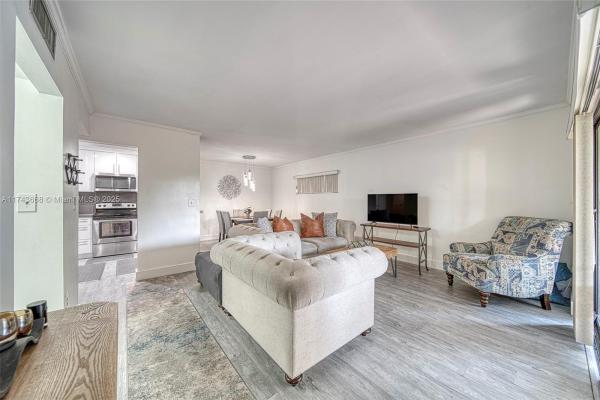 Calusa Club Village, 13280 SW 88th Ln #B-101, The Crossings, Florida 33186, image 1