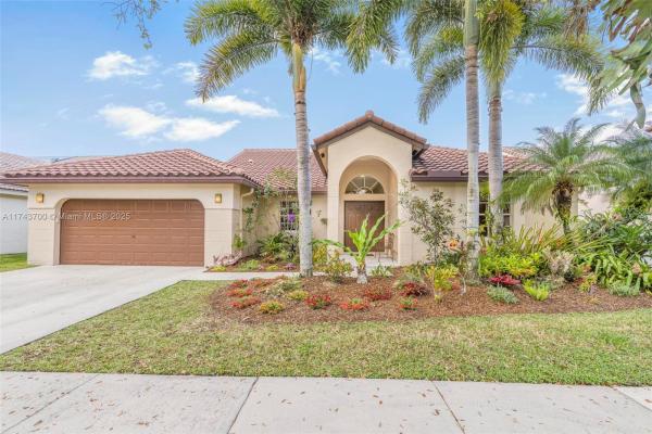 Heritage Lake, 761 Heritage Way, Weston, Florida 33326, image 1