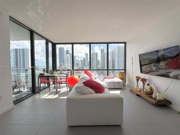 Canvas, 1600 NE 1st Ave #1706, Miami, Florida 33132, image 3