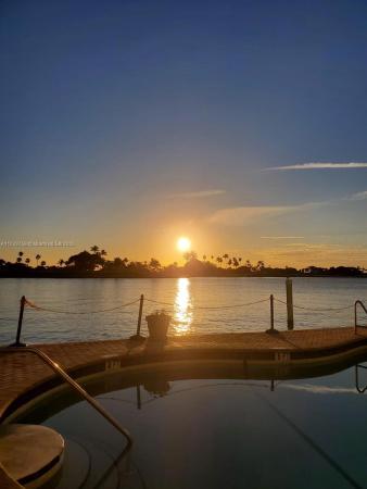 9200 W Bay Harbor, 9200 W Bay Harbor Dr #1A, Bay Harbor Islands, Florida 33154, image 1