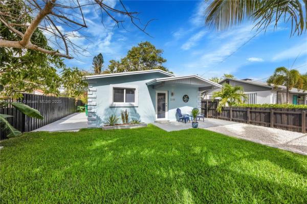 West Little River No HOA, 2235 NW 91st St, West Little River, Florida 33147, image 1