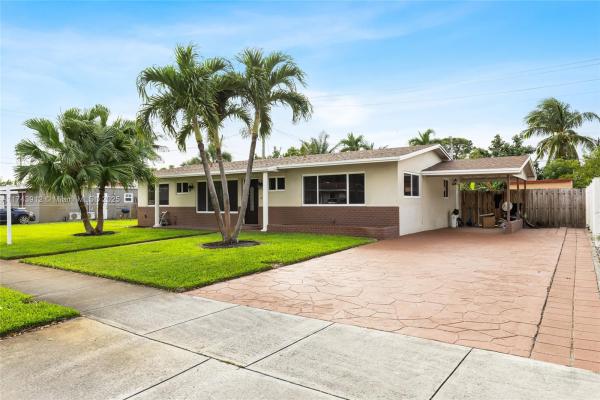 Pompano Golf Estates, 2331 NE 12th Ter, Pompano Beach, Florida 33064, image 1