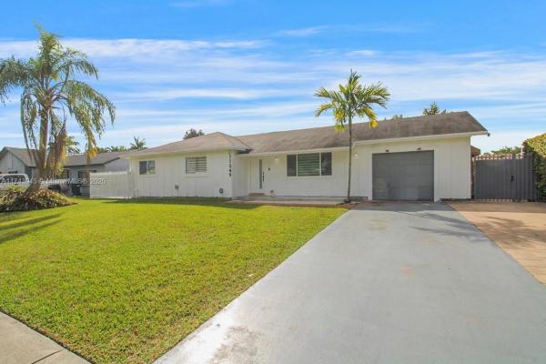Pine Lake West, 11546 SW 170th St, South Miami Heights, Florida 33157, image 1